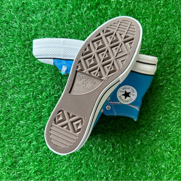 ✨New✨Converse Chuck Taylor All Star Lift Hi Platform - Picture 2 of 8